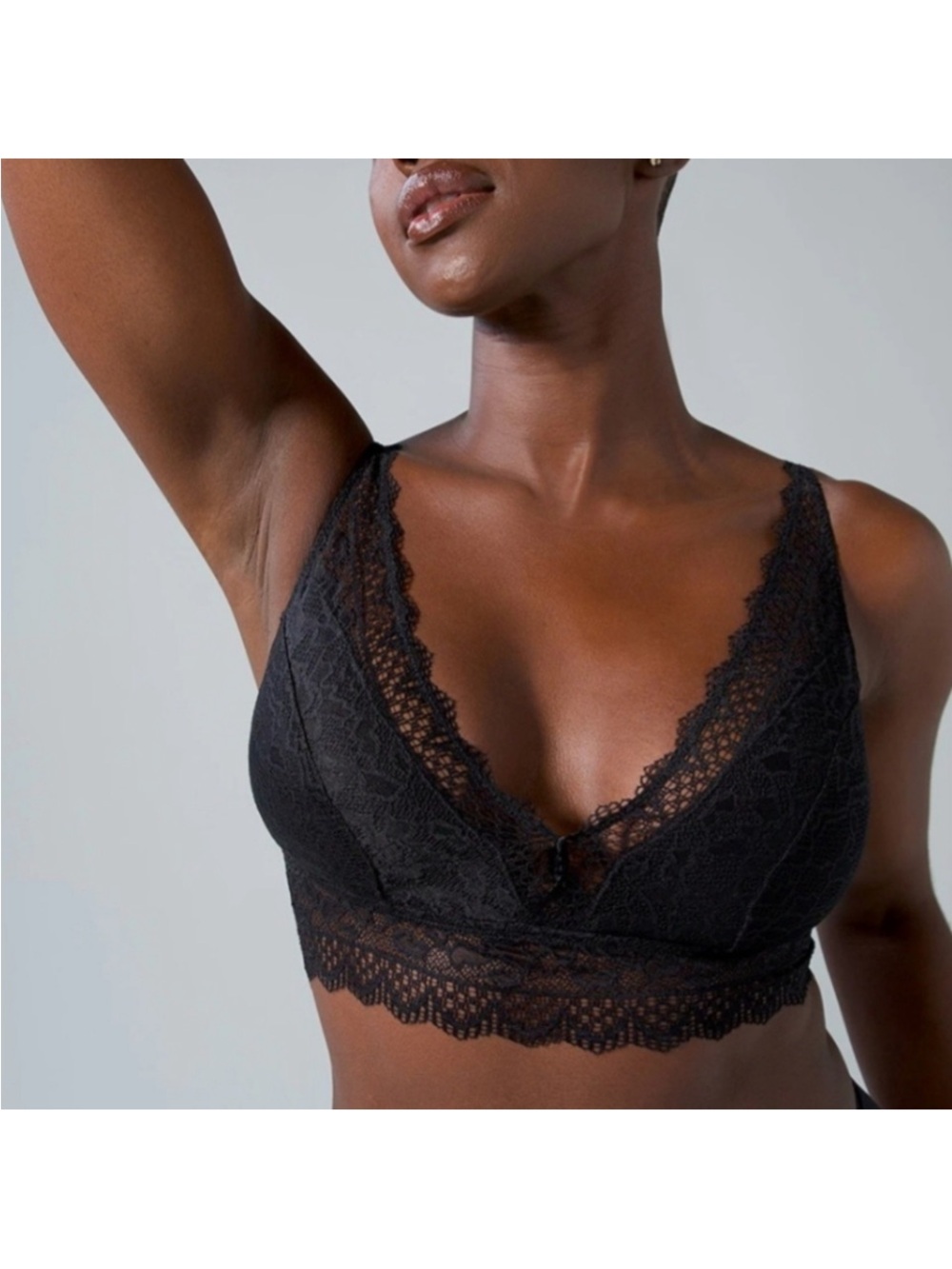 Soma Embraceable Lace Plunge Bralette with Scalloped Edge